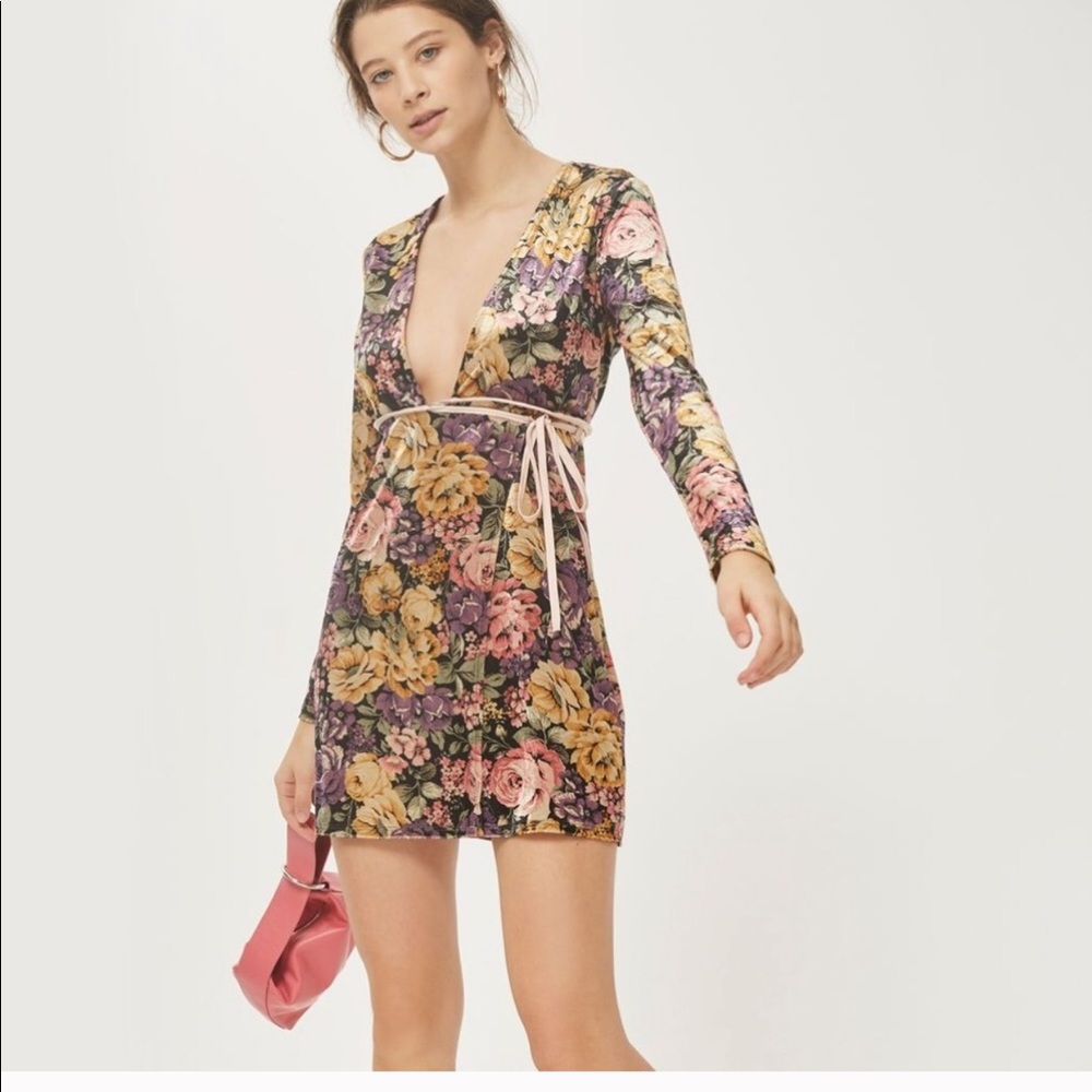 TOPSHOP Floral Wrap Dress - Picture 8 of 8